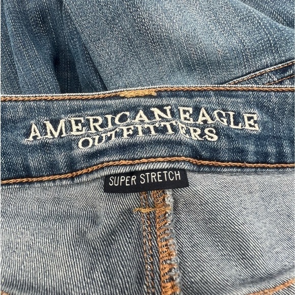 American Eagle Super Stretch Denim Jegging Size 2 Junior’s - Picture 2 of 5
